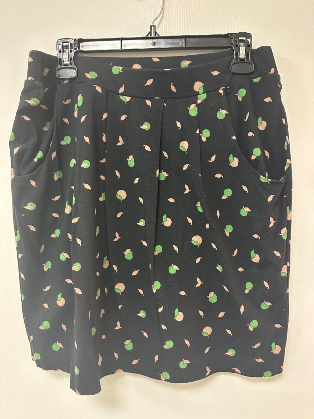 Boden Pleated Pencil Skirt